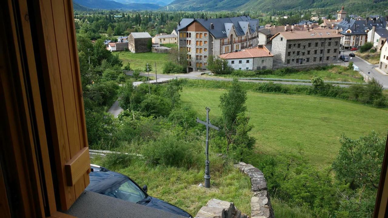 Casa Rural Pirineo Aragones Pensionat Biescas  Exteriör bild